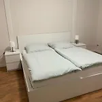 Kasper Eg شقة
